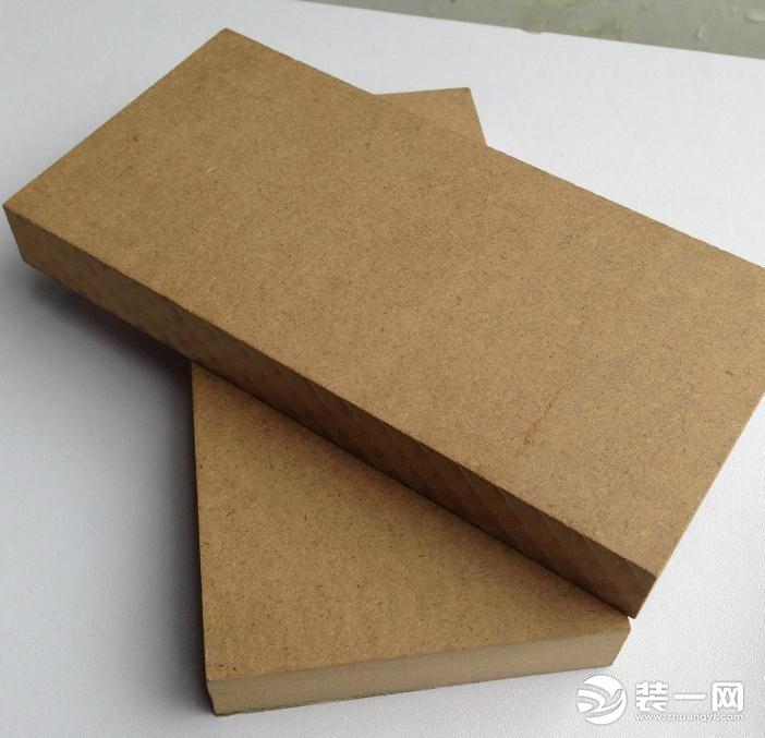 中密度纤维板中纤板是什么材质（中纤板和密度板的区别介绍）
