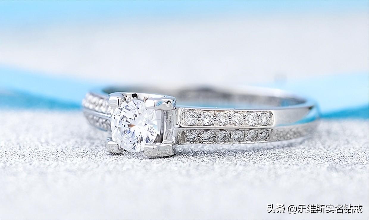 求婚戒指的含义是什么（求婚戒指可以当结婚戒指吗）