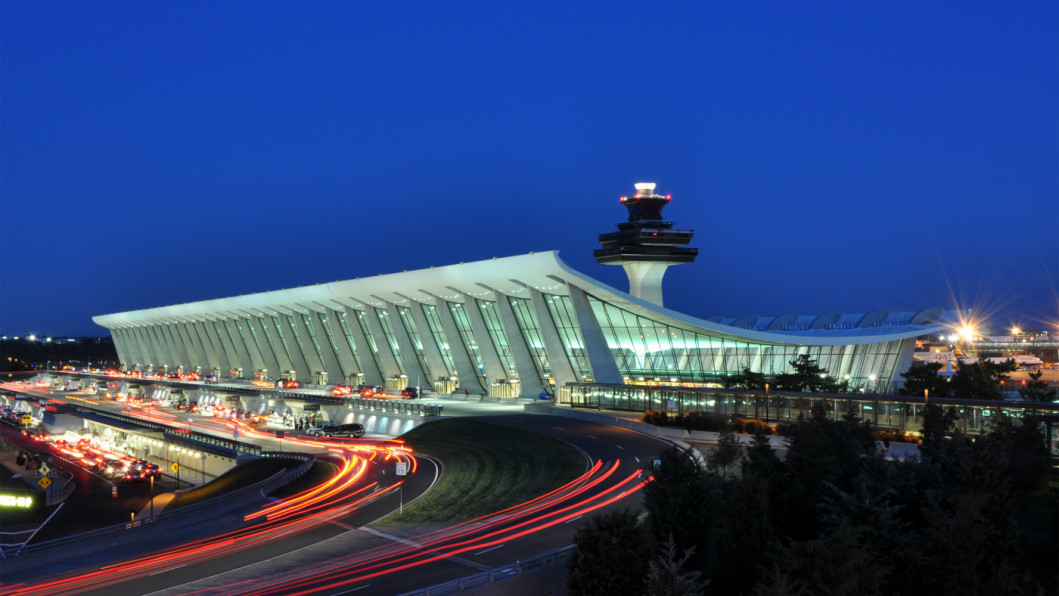 世界第一大机场是哪个国家（世界上最大的10个机场）