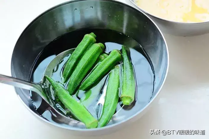 白煮秋葵怎么做好吃（）