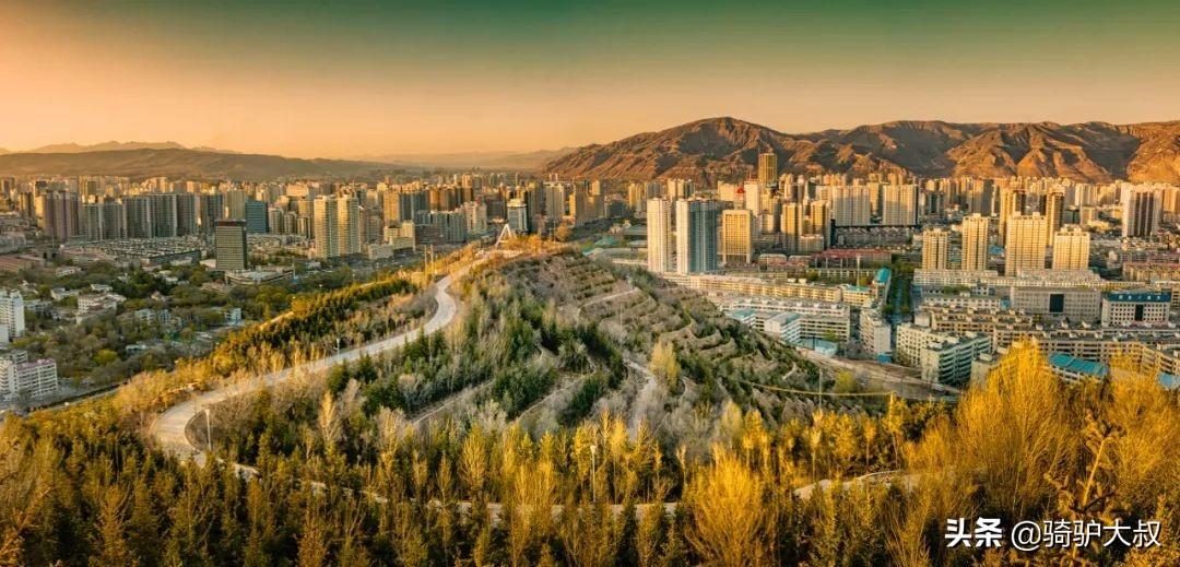 中国十大避暑城市排行榜（中国夏天最凉快的10座城市）