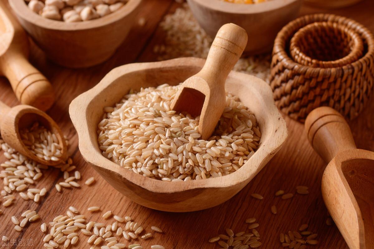 粟米和小米的区别（粟米的营养价值及热量）